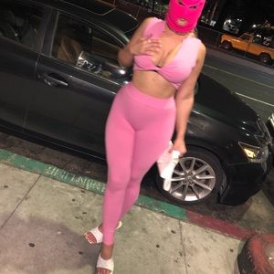 Naked wardrobe pink set